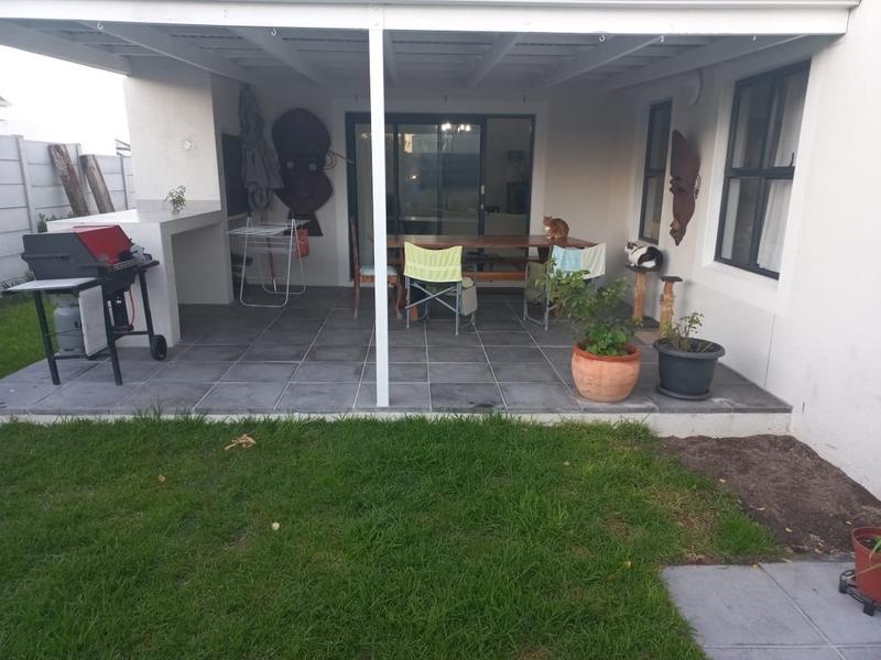To Let 3 Bedroom Property for Rent in Sunningdale Western Cape
